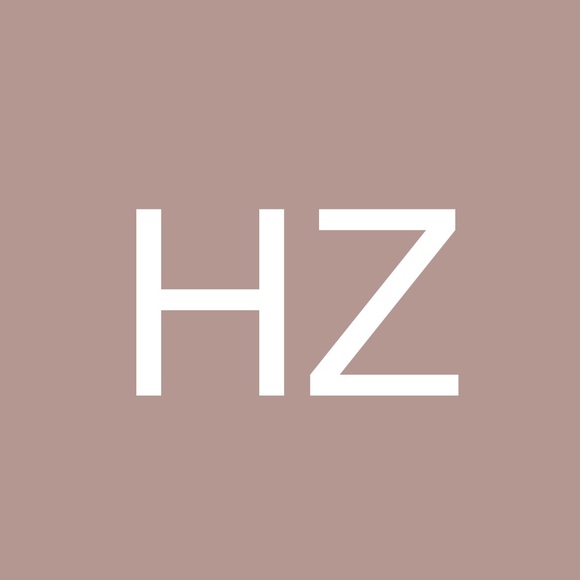 Profile Picture of Huimin Zhuo (@xreimi) on Poshmark