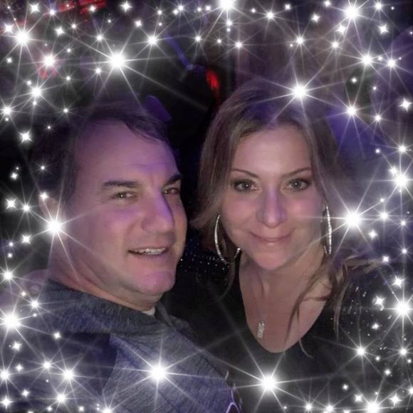 Profile Picture of Arnold Leone (@arnold67) on Poshmark