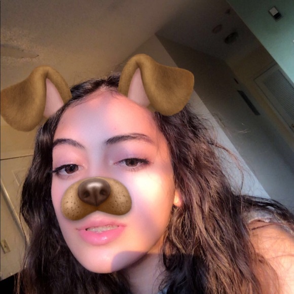 Profile Picture of Kailani Gianini (@kailanig06) on Poshmark