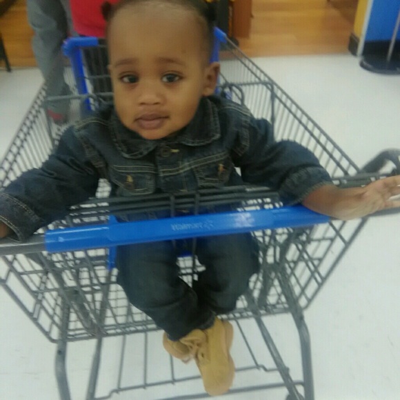 Profile Picture of Tavoris Perry (@bossmade_tp) on Poshmark
