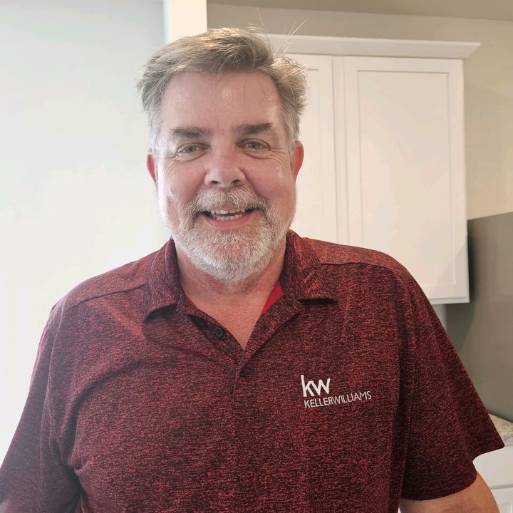 Profile Picture of markrutowski (@markrutowski) on Tiktok