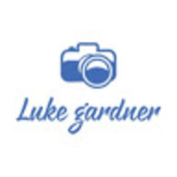 Profile Picture of Luke Gardner (@lukeiangardner) on Poshmark