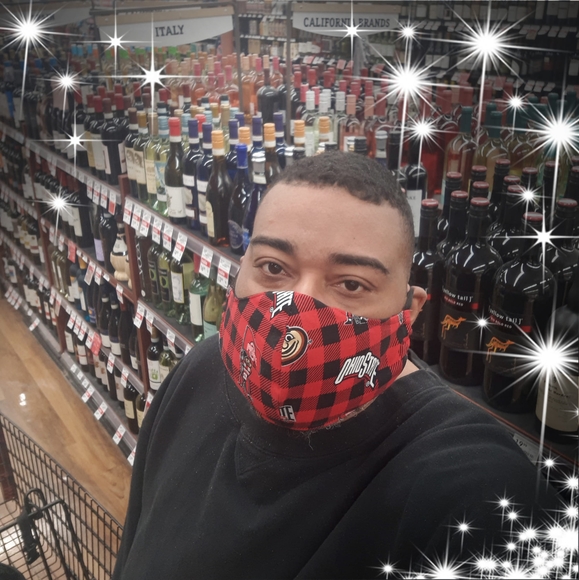 Profile Picture of Shawn Proctor (@shawnp1419) on Poshmark