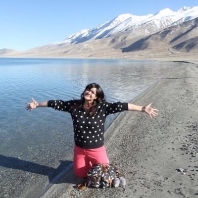 Profile Picture of Divya Pande Topal (@talk2divs) on Twitter