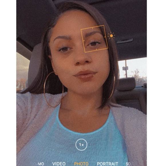 Profile Picture of Chantel Rumley (@ceedeearr) on Poshmark