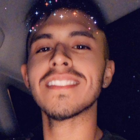 Profile Picture of Michael Cordova (@michaelcordova0) on Poshmark