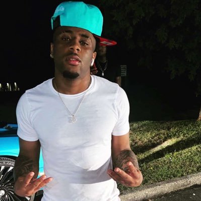 Profile Picture of Robert Battles III (@Yfn_Robbb) on Twitter