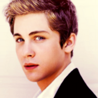 Profile Picture of Logan Wade Lerman (@_LERMANofficial) on Twitter