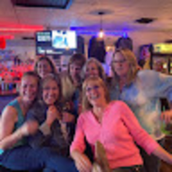 Profile Picture of Janetkay Walotka (@jw0644) on Poshmark