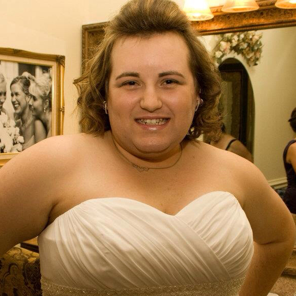 Profile Picture of Stacey Leary (@stuceybear) on Poshmark