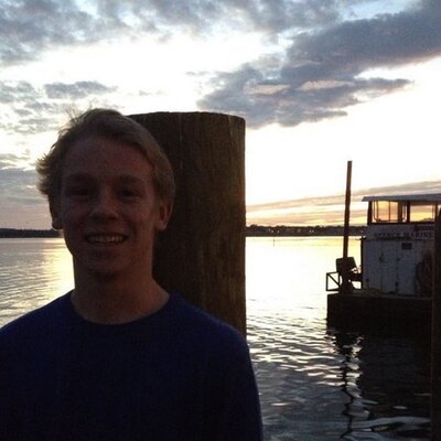 Profile Picture of Ian Lundstrom (@@iLundy19) on Twitter