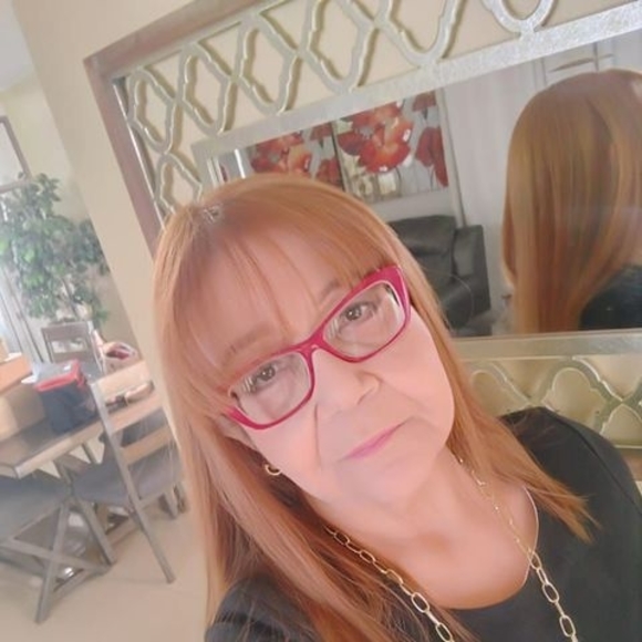 Profile Picture of Lissette Mattei (@lissettemattei) on Poshmark