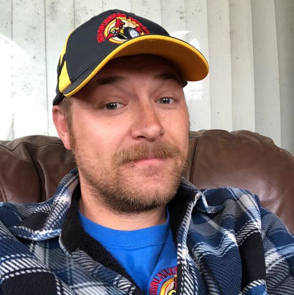 Andy Libbon - Poshmark Profile Picture of Andy Libbon (@zombiedrew84) on Poshmark