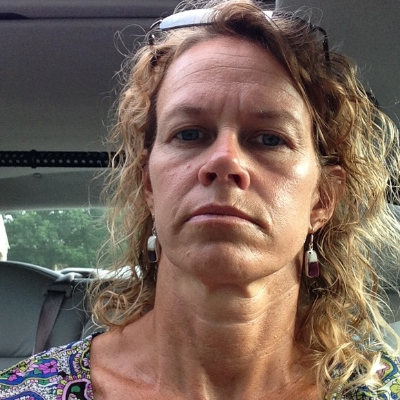 Profile Picture of Rachelle Harjo (@rachelleharjo) on Poshmark