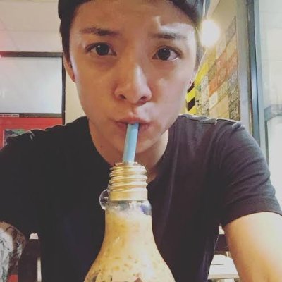 Profile Picture of Amber J.Liu (rest) (@llama_joll) on Twitter