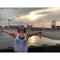 Profile Picture of Victoria Elaine (@victoria-elaine-10) on Quora