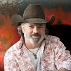 Profile Picture of Jeffrey Posey (@WildhorsePosey) on Twitter