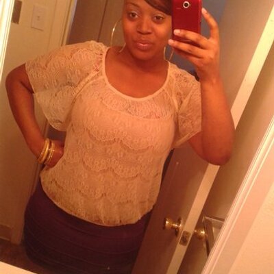 Profile Picture of Ashley Burnside (@AshBash_1211) on Twitter