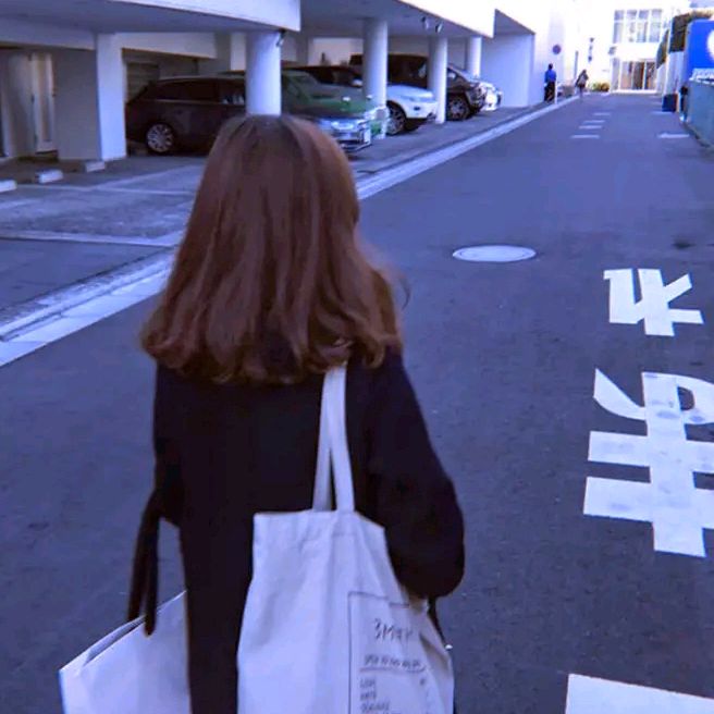 Profile Picture of Joan Omnes (@jnomns) on Tiktok