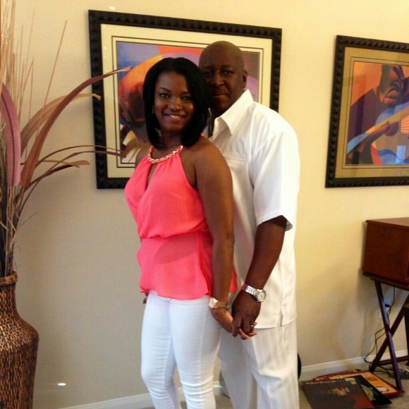 Profile Picture of Elmer Brown (@elmerbrown7725) on Poshmark