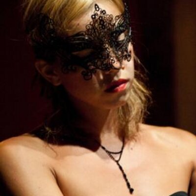 Profile Picture of Anna K Jarosz (@annakjarosz) on Twitter
