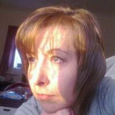 Profile Picture of Susan Clinton (@craftynut71) on Twitter