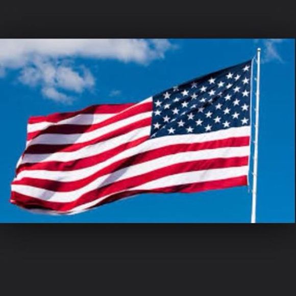 Profile Picture of Casey Markham (@casey3210) on Poshmark