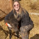 Profile Picture of Jamie Renee (@jamie_tanguay) on Instagram