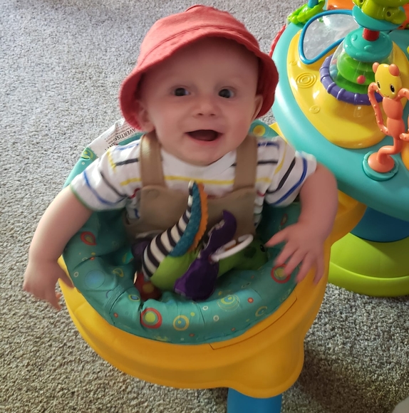 Profile Picture of Melissa Stoaks (@melissastoaks) on Poshmark