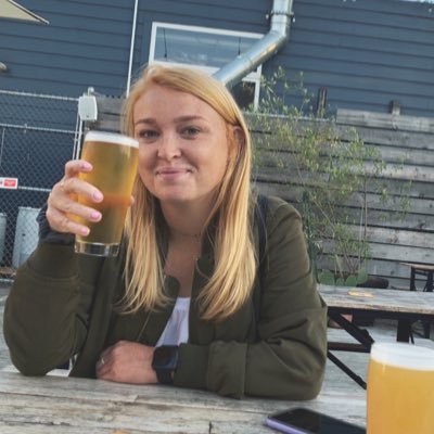 Profile Picture of Jenny Crowell (@jcrowell17) on Twitter