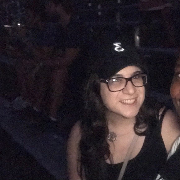 Profile Picture of Sasamantha Nobile (@smn121593) on Poshmark