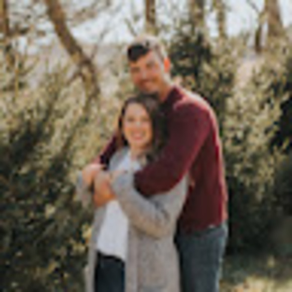 Profile Picture of Jessica Hoch (@jesshoch312) on Poshmark