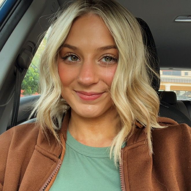 Profile Picture of rachel.barnes (@@rachelmarieeeeb) on Tiktok