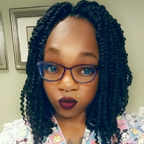 Profile Picture of Keyondra Evans (@keyondraevans) on Poshmark