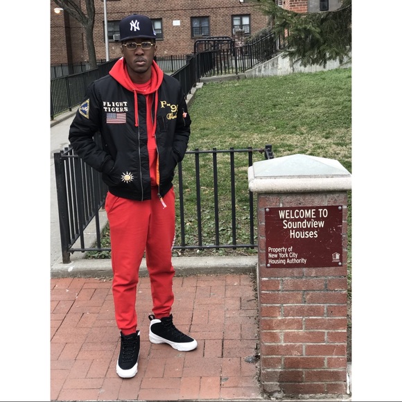 Profile Picture of Darren Thompson (@staccz_) on Poshmark