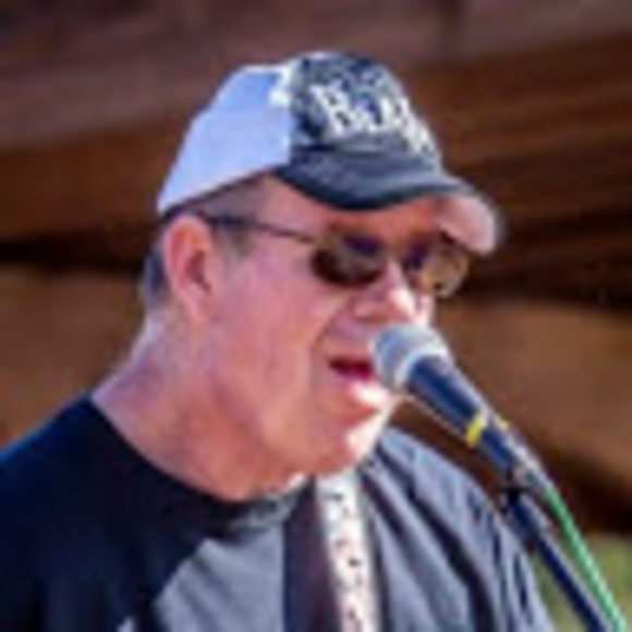 Profile Picture of Mike Haase (@mikesgarageband) on Poshmark