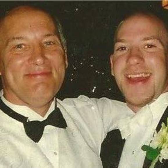 Profile Picture of Simon Durocher (@simondurocher) on Poshmark