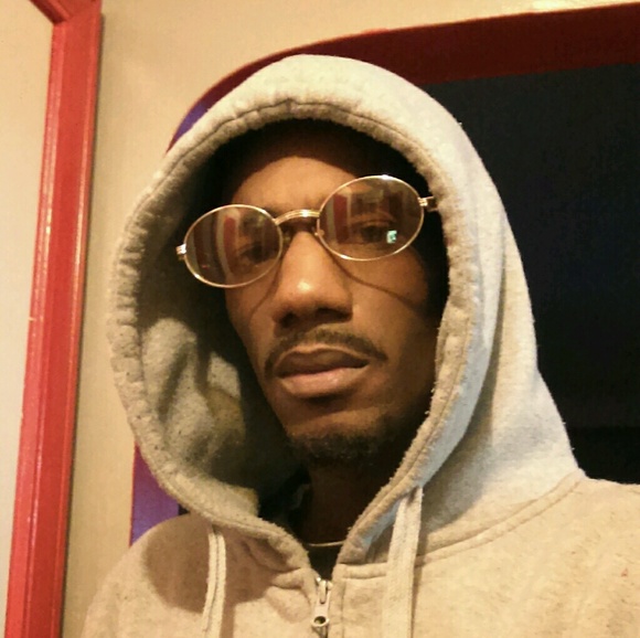 Profile Picture of Marcus Branch (@marcusb313) on Poshmark