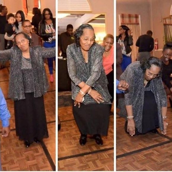 Profile Picture of Bruce Phillips (@yungs2thek52) on Poshmark