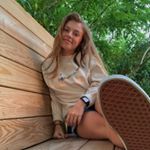 Profile Picture of carly (@carlyy.grimm) on Instagram