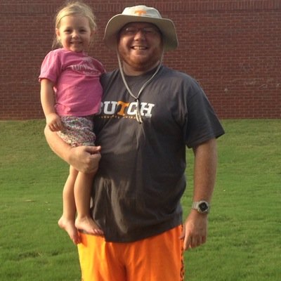 Profile Picture of Andrew Knauth (@THEFATONE3) on Twitter