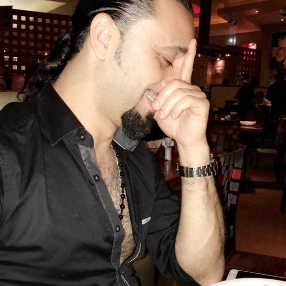 Profile Picture of Mohamad Hassoun (@moehassoun77) on Poshmark