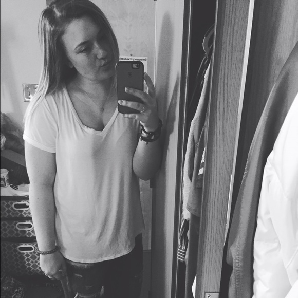 Profile Picture of Audrey Couch (@audcouch1) on Poshmark