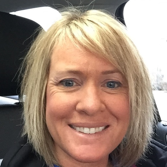 Brooke Harmeson - Poshmark Profile Picture of Brooke Harmeson (@harme5730) on Poshmark