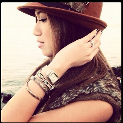 Profile Picture of Tina Applegate (@tapplegatey) on Twitter