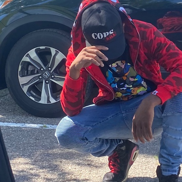 Profile Picture of Kenneth-cane Emmanuel (@kc777325) on Poshmark