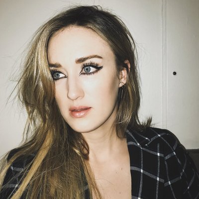 Profile Picture of Ashley Johnson (@TheVulcanSalute) on Twitter