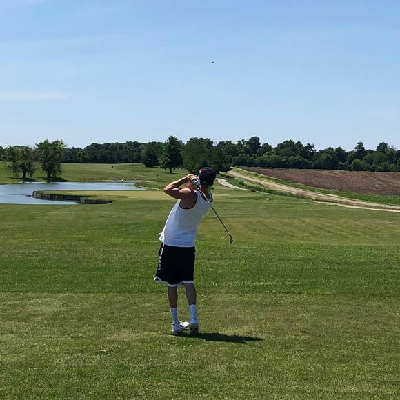 Profile Picture of Mike Crespi (@mcrespi2) on Poshmark