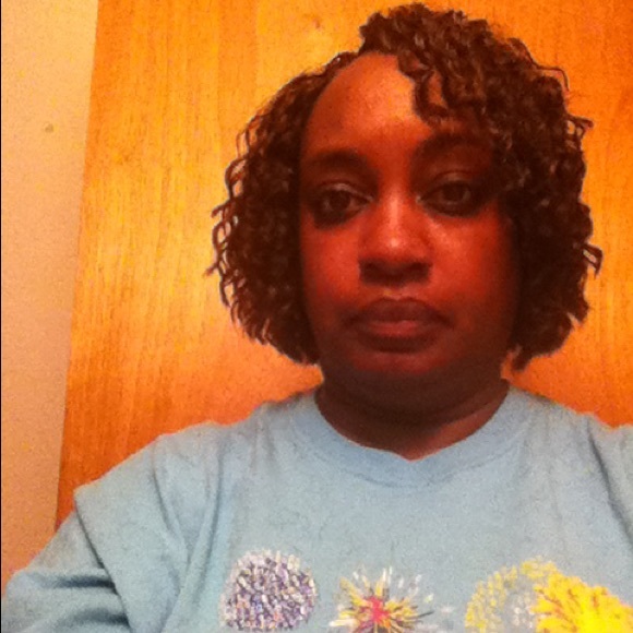 Profile Picture of Marlo Thomas (@thomas46) on Poshmark