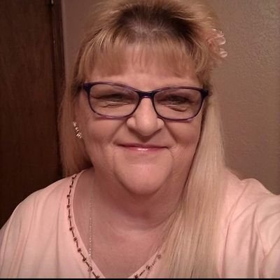 Profile Picture of Nancy Harclerode (@nancypooh06) on Twitter